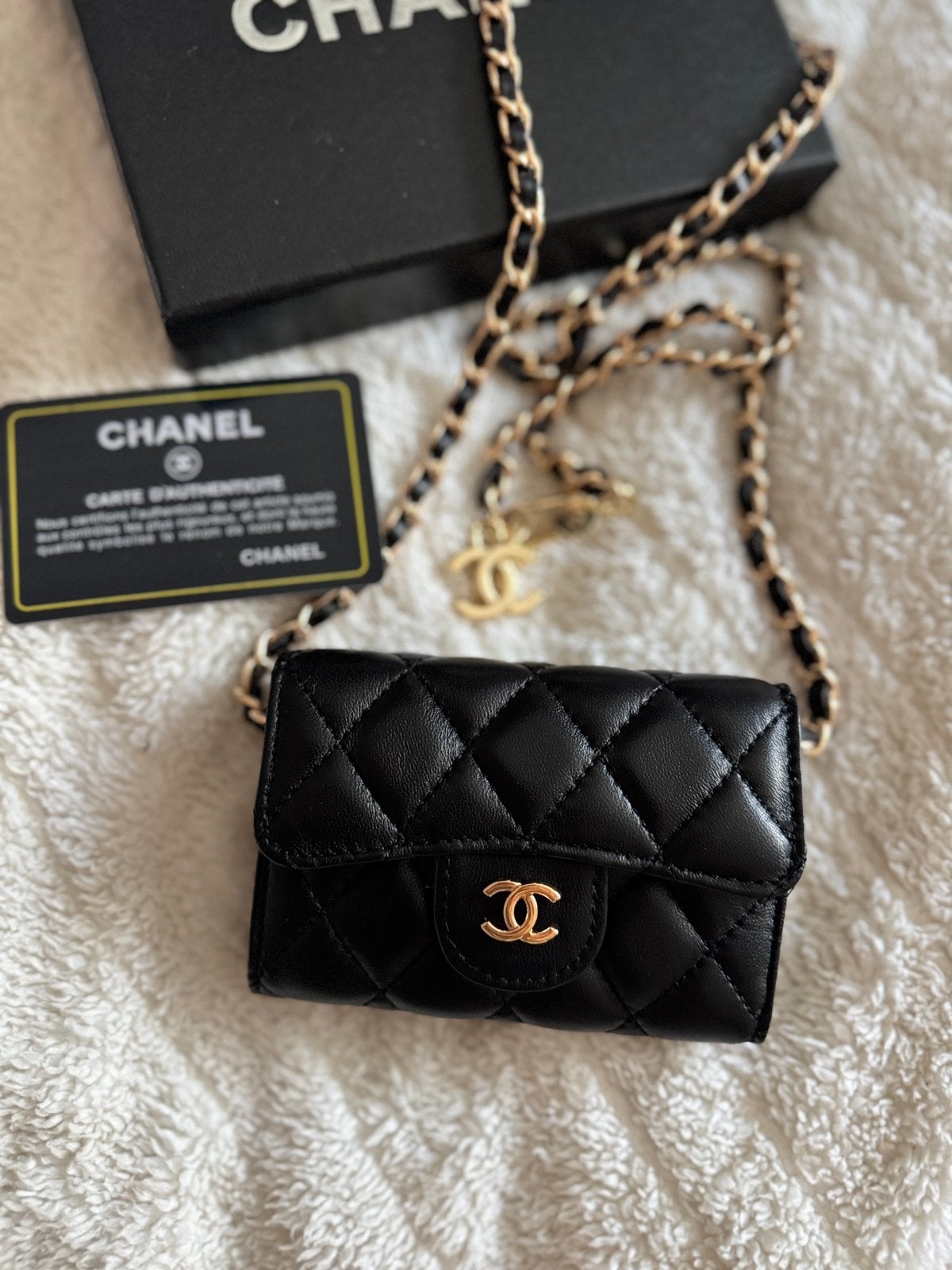 Klassieke lamsleren mini tas, Sieraden, Tassen en Uiterlijk, Tassen | Damestassen, Verzenden, Nieuw, Zwart, Schoudertasje