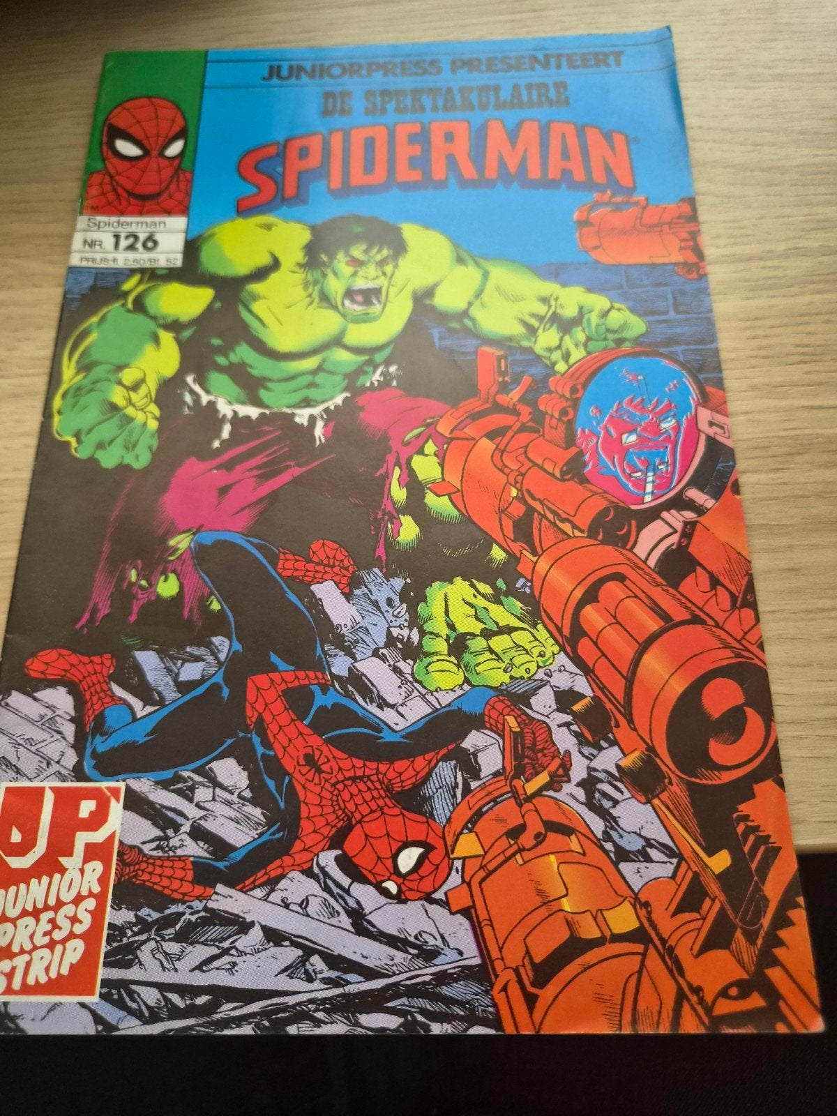 De Spektakulaire Spiderman nr. 126 - Juniorpress Strip, Eén comic, Ophalen of Verzenden, Gelezen, Amerika