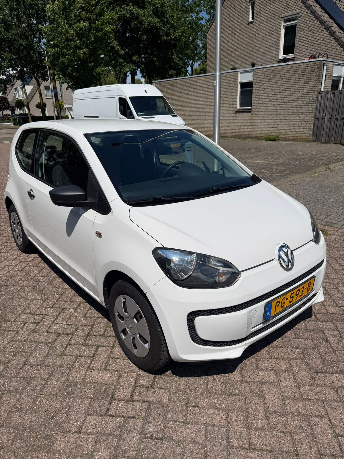 Volkswagen up! 1.0 60PK 3D 2013 Wit, Auto's, Volkswagen, Voorwielaandrijving, Up!, 4 stoelen, Wit
