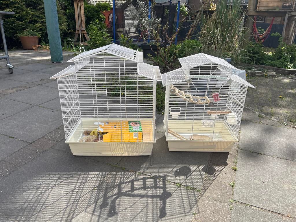 Kleine en grote vogelkooien, Dieren en Toebehoren, Ophalen of Verzenden, Gebruikt, Metaal, Vogelkooi