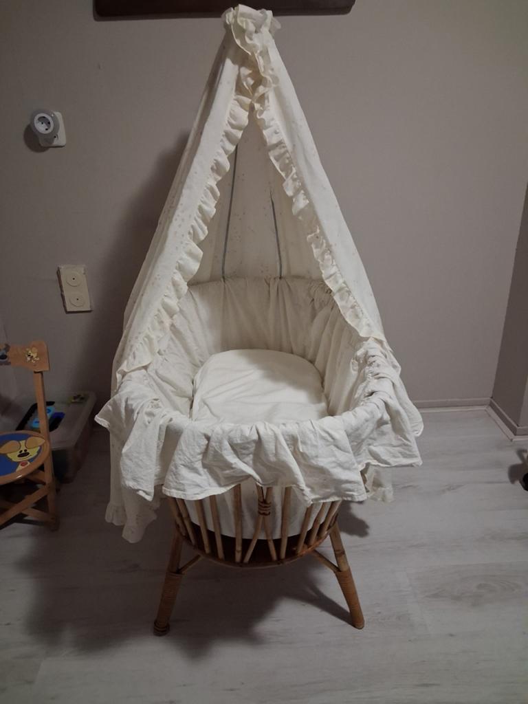 ROTAN BABY WIEG MET ALLE TOEBEHOREN, Ophalen of Verzenden, Gebruikt, Overige typen