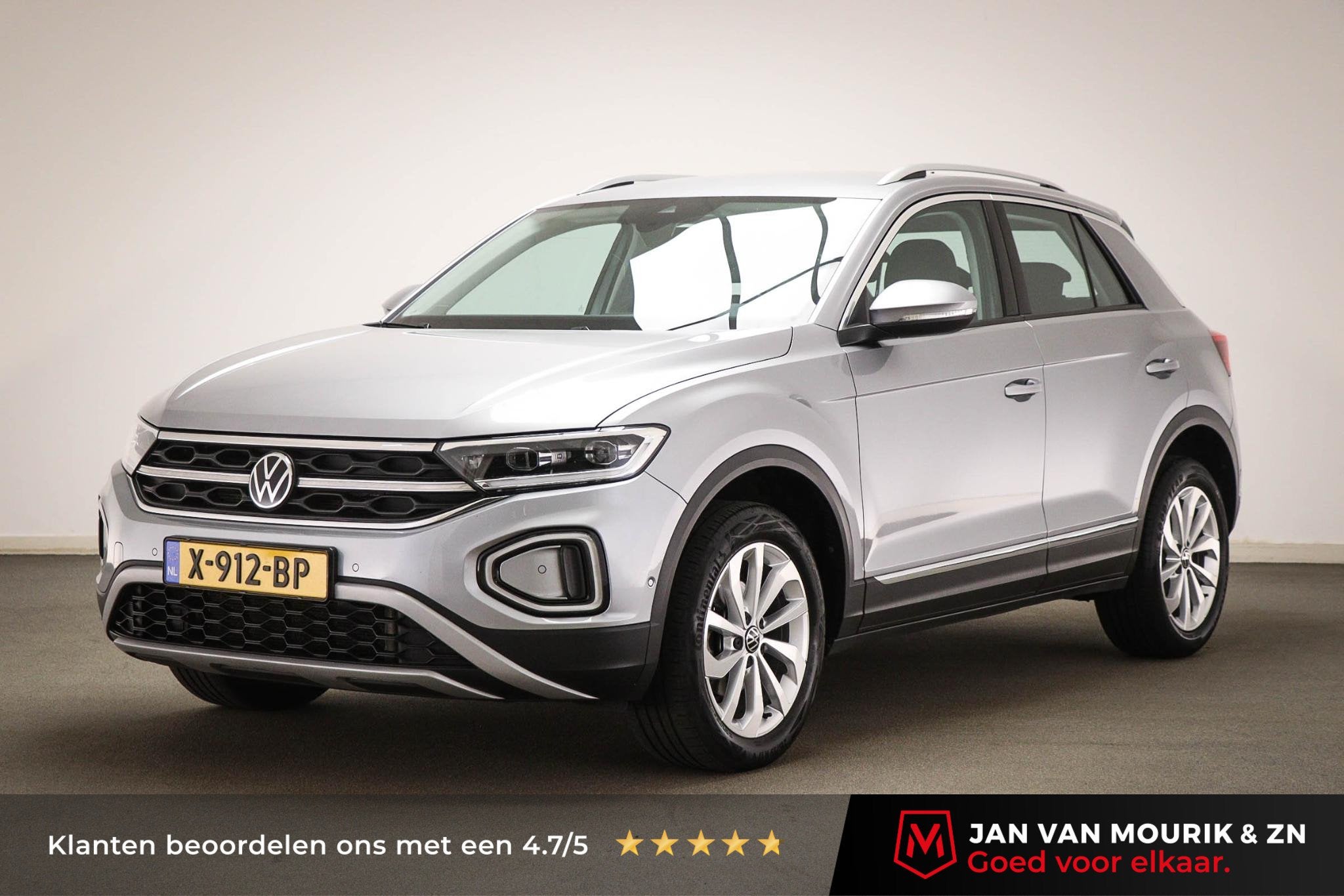 Volkswagen T-Roc 1.5 TSI Style | IQ LIGHT | STOELVERWARMING, Auto's, Volkswagen, 1258 kg, 4 cilinders, Bedrijf, SUV of Terreinwagen