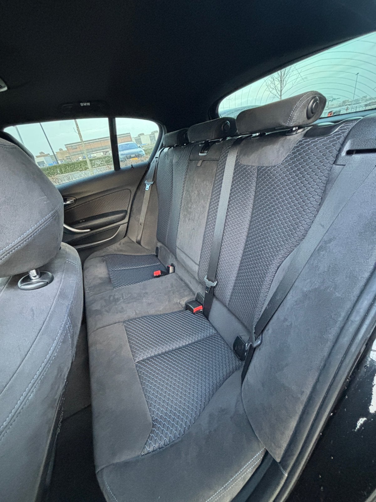 Foto 10 van BMW 1-Serie 116I 100KW 5DR 2014 Zwart