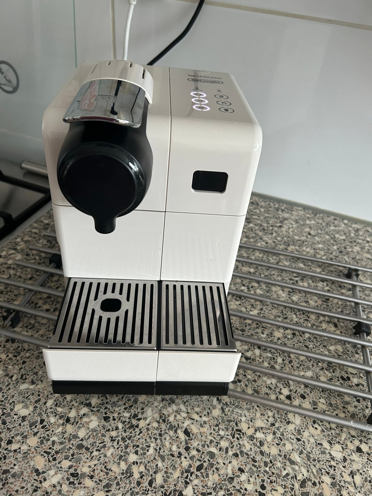 Nespress delonghi Lattissima touch koffiemachine, Ophalen of Verzenden, Zo goed als nieuw, Koffiemachine