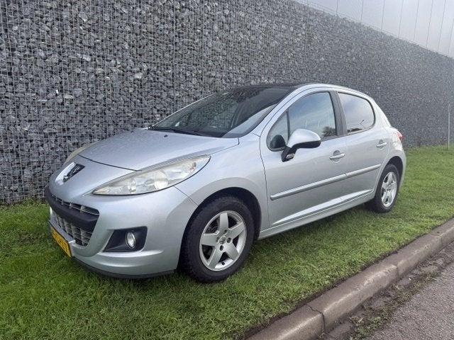 Peugeot 207 1.4 VTi Apk t/m 10/2027 Pano, Euro 5, Gebruikt, 1064 kg, 49 €/maand
