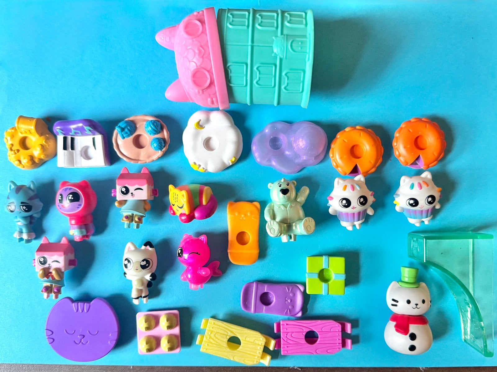 Kleine poppetjes van Gabby’s poppenhuis, Kinderen en Baby's, Speelgoed | Poppen, Ophalen, Zo goed als nieuw, Overige typen