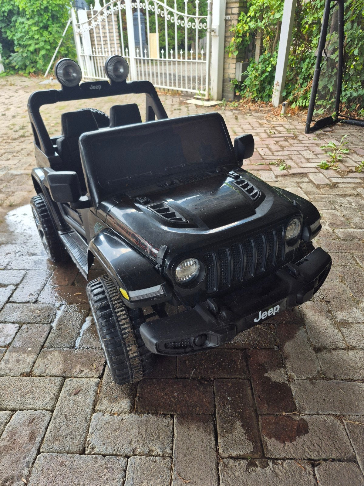 Elektrische kinderauto Jeep Wrangler Rubicon, Ophalen, Gebruikt, Afstandsbediening