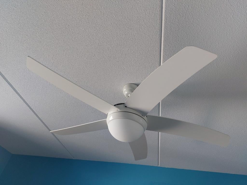 QAZQA Witte Plafondventilator met Afstandsbediening, Ophalen of Verzenden, Ventilator met afstandsbediening, Zo goed als nieuw