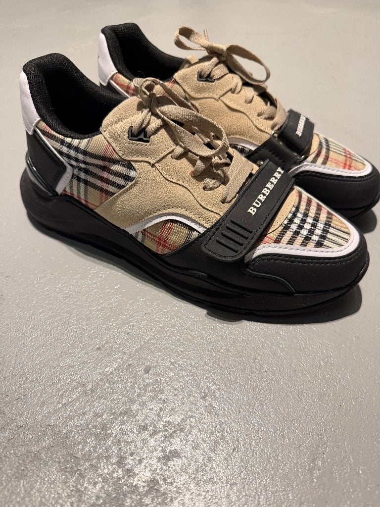 Burberry sneaker, Kleding | Heren, Schoenen, Ophalen of Verzenden, Nieuw