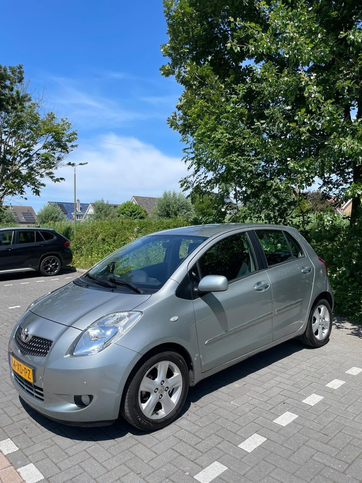 Toyota Yaris 1.3 16V Vvt-i 5DR Luna MMT 2007 Grijs, 40 €/maand, 750 kg, 4 cilinders, Origineel Nederlands