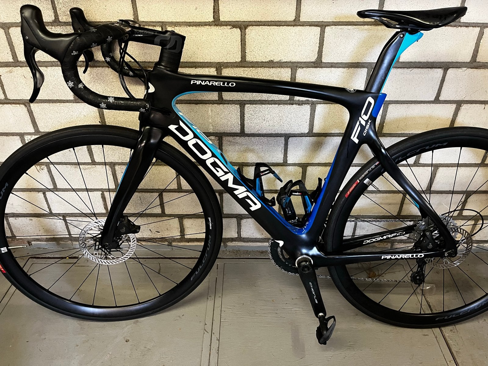 Pinarello Dogma F10 Disk racefiets - Zo goed als nieuw, Overige merken, 28 inch, Carbon, Heren