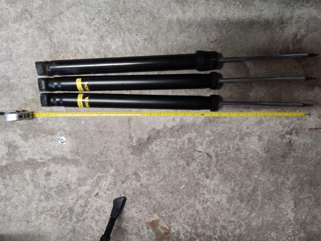 3x schokdemper voor Volvo v40, Ophalen, Volvo