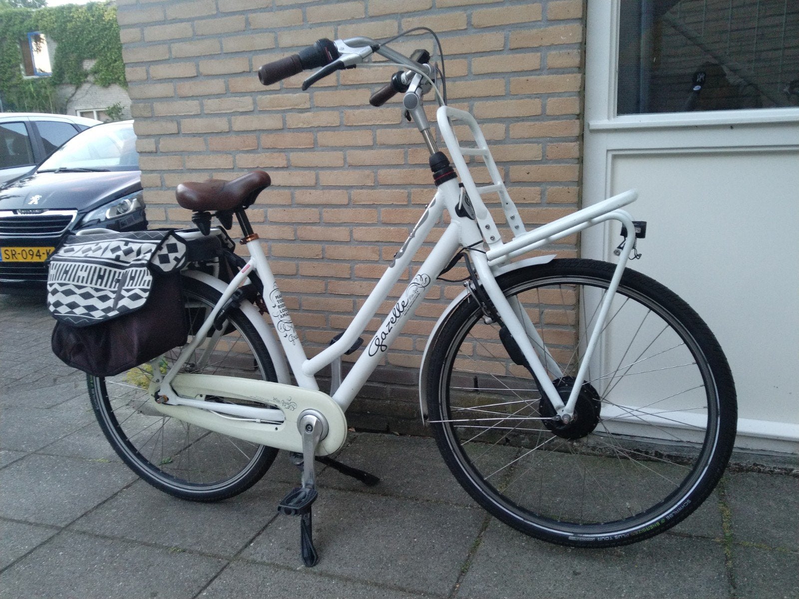 Nette Gazelle Miss Grace Elektrische damesfiets 28 Inch 7 V, Ophalen of Verzenden, Zo goed als nieuw
