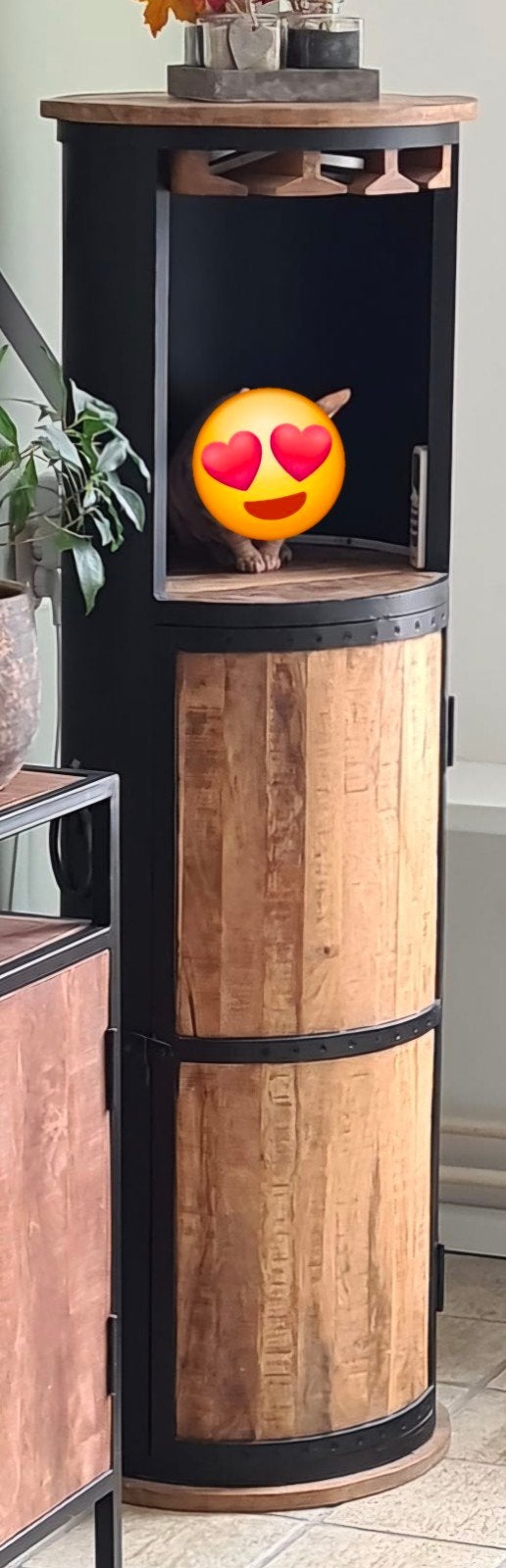 Luxe industriële wijnkast van mangohout en ijzer, Ophalen, Met deur(en), 100 tot 150 cm, Zo goed als nieuw