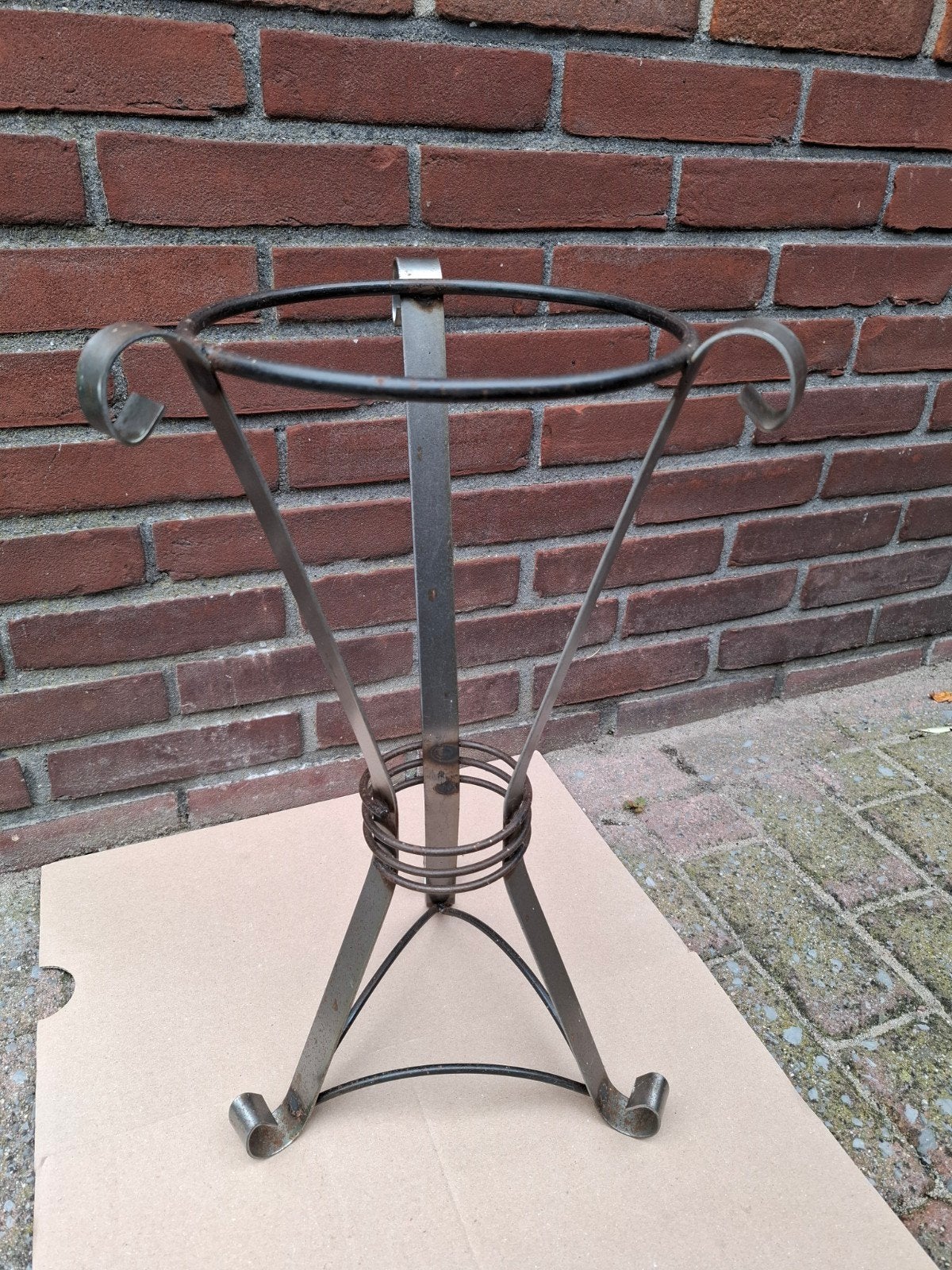Vintage metalen bloempot planten standaard, Tuin en Terras, Ophalen, Metaal