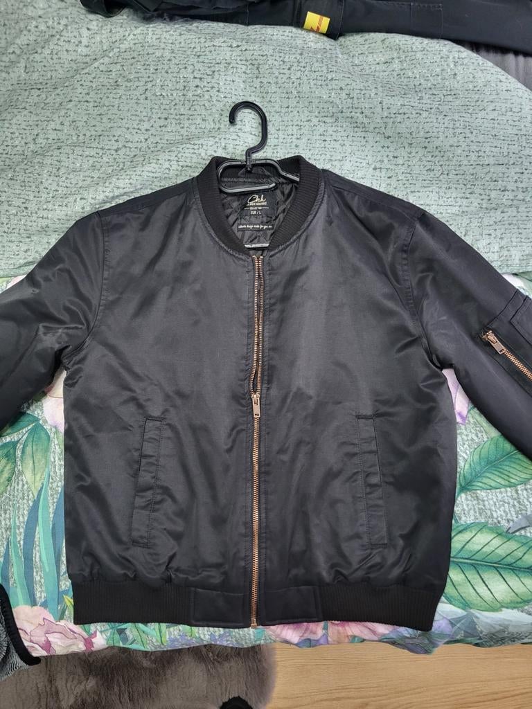 Zeer nette bomber jack / jas  heel goede staat, Ophalen of Verzenden, Zo goed als nieuw