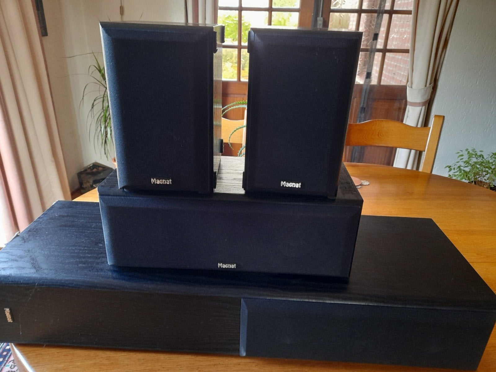 Magnat geluidsboxen, Ophalen, Overige spelers