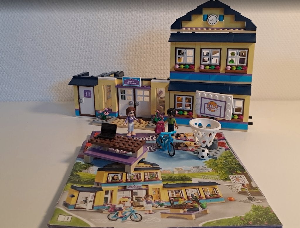 LEGO Friends Heartlake school 41005, Compleet, Lego, Friends, Ophalen of Verzenden