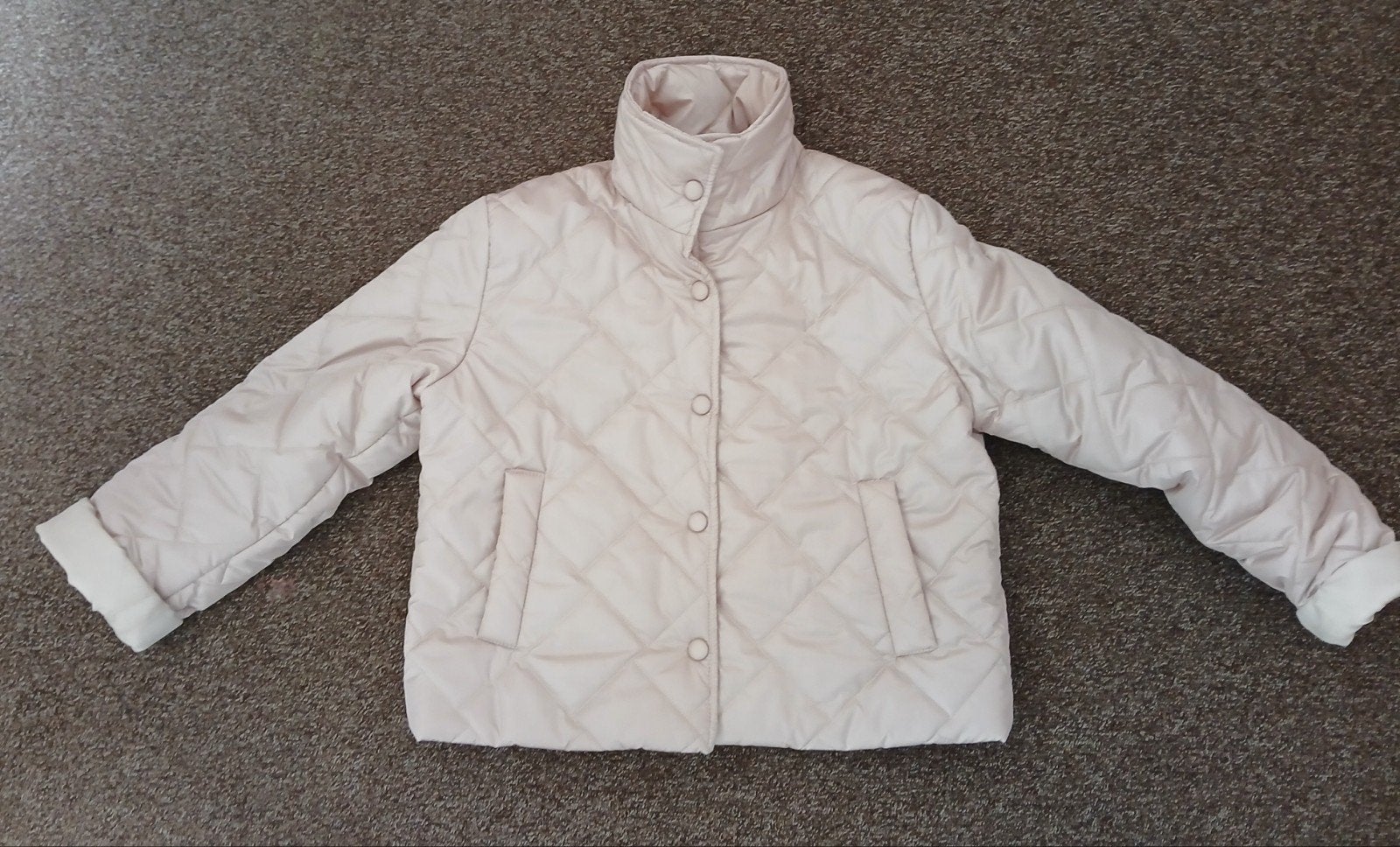 Stijlvolle gewatteerd jasje, Maat 38/40 (M), Beige, Ophalen of Verzenden, Jasje