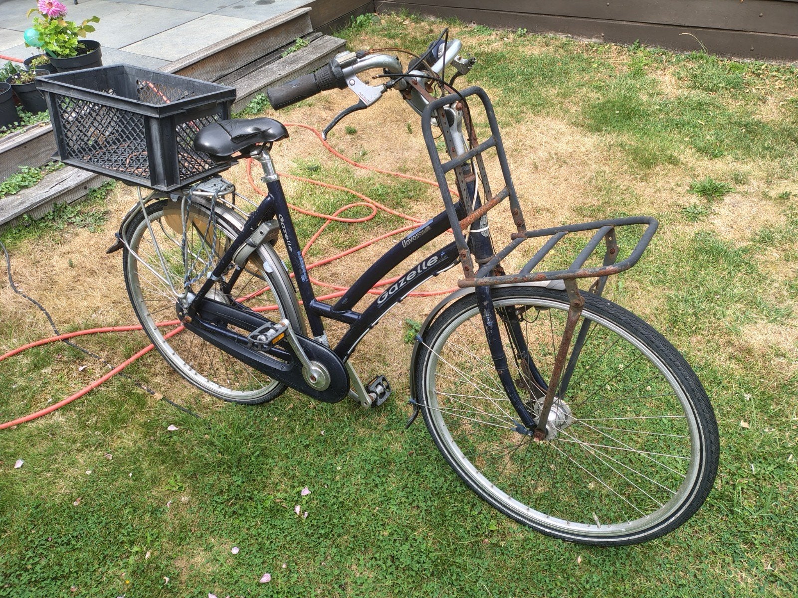 Gazelle damesfiets met voordrager en krat, Ophalen, Gebruikt, Velgrem, 50 tot 53 cm
