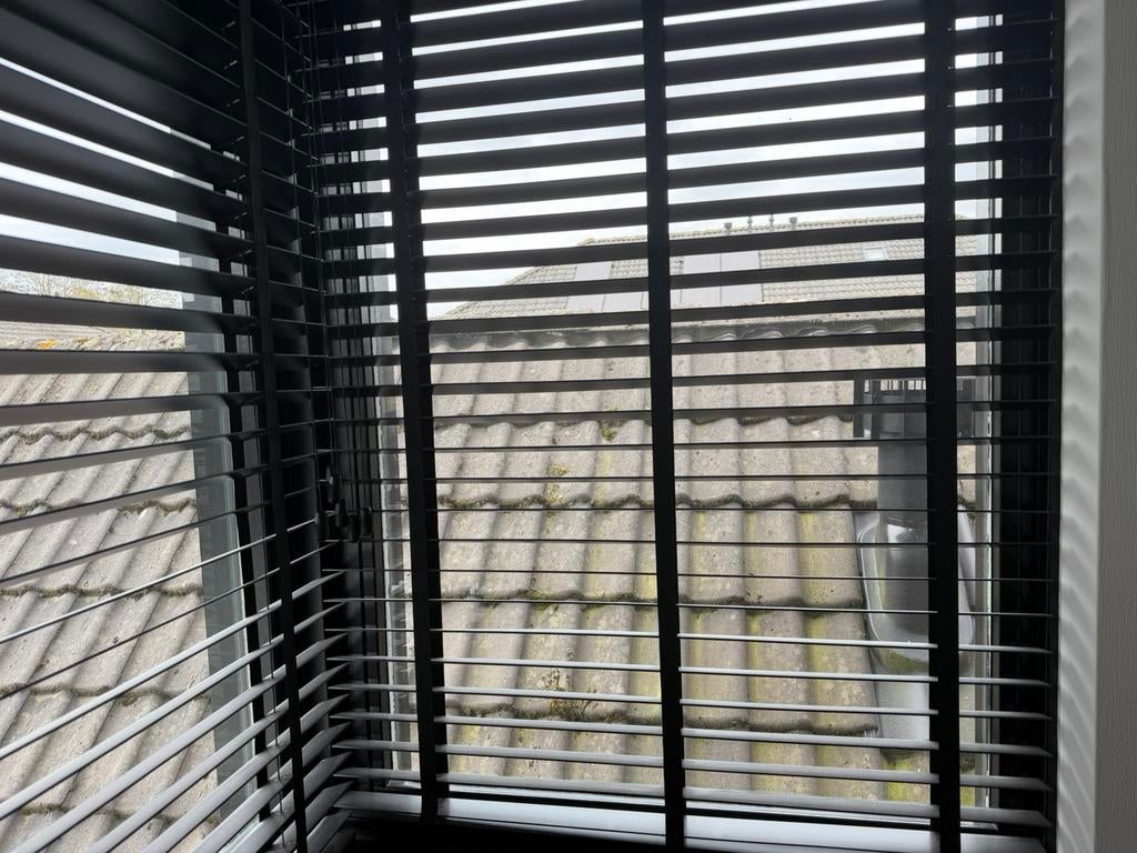 Zwarte houten jaloezie VT wonen, Ophalen, Zo goed als nieuw, 50 tot 100 cm