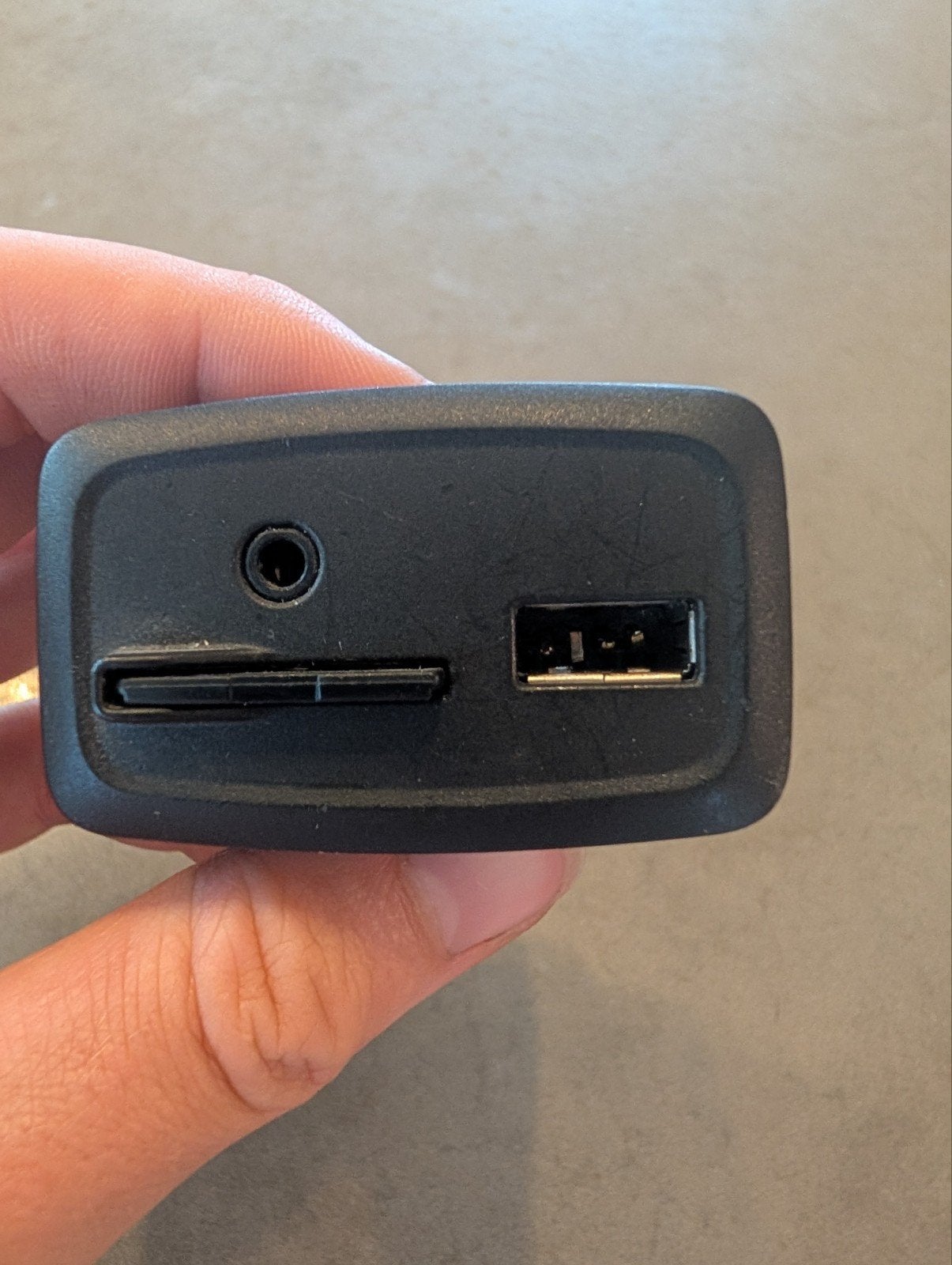 AUX/USB Aansluiting Renault - Origineel Onderdeel, Ophalen of Verzenden, Gebruikt, Renault