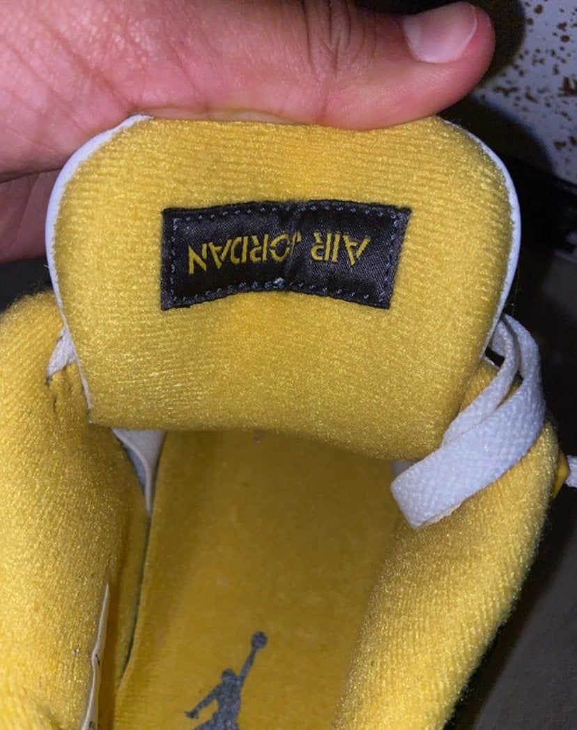 Jordan 4, Wit, Ophalen of Verzenden, Sneakers of Gympen, Zo goed als nieuw