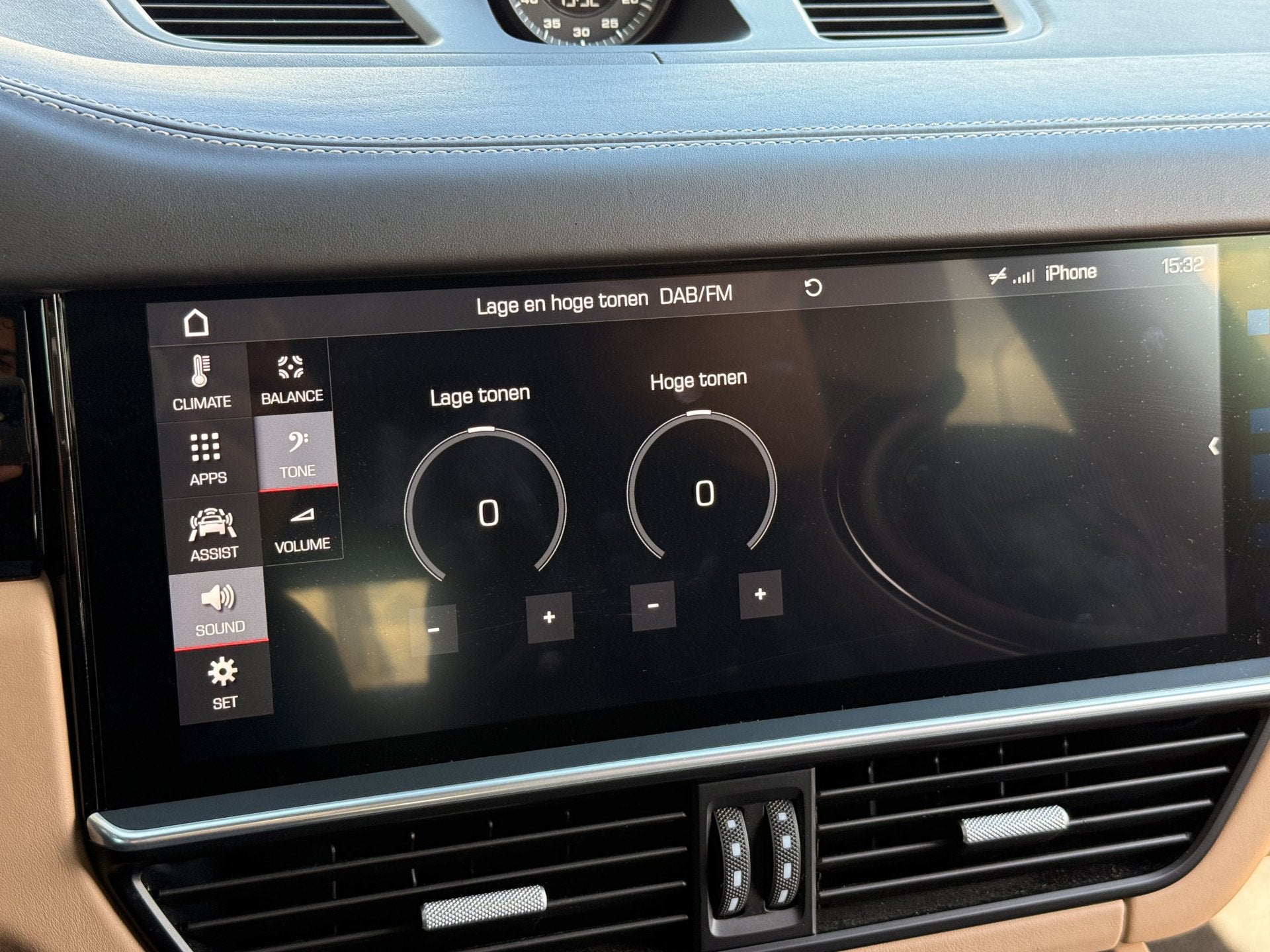 Foto 49 van Porsche Cayenne 3.0 | SportDesign | Pano | SportChrono | Luc