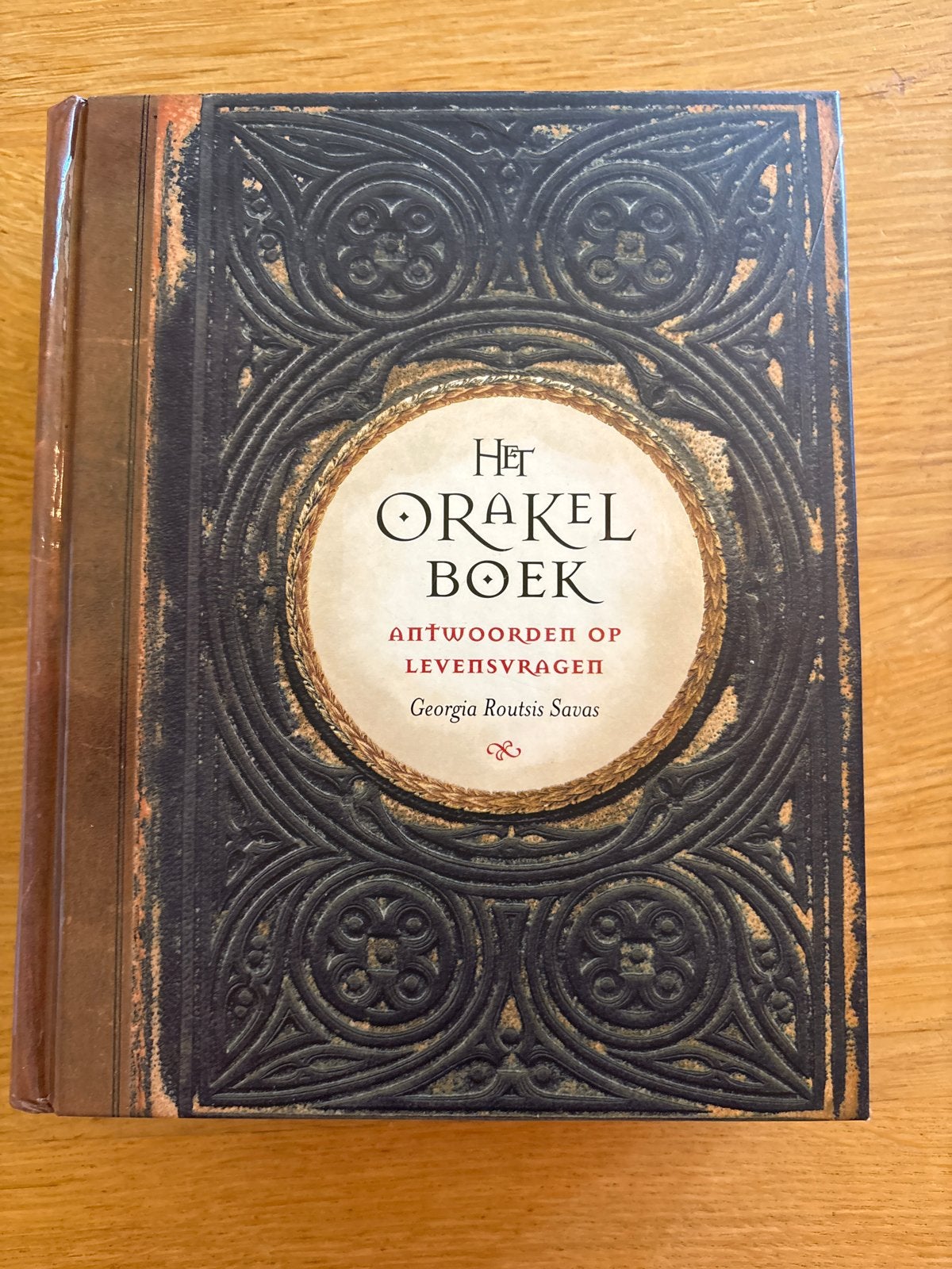 Het Orakelboek: Antwoorden op levensvragen - Georgia R. Sava, Ophalen, Gelezen, Spiritualiteit algemeen, Overige typen