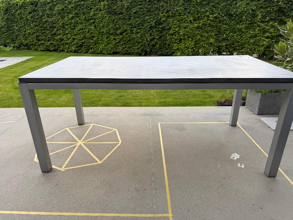 Tuintafel 4SO met hardstenen blad, Tuin en Terras, Tuintafels, Ophalen, Gebruikt, Rechthoekig, Aluminium