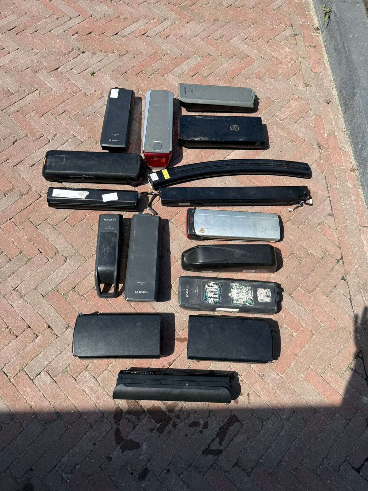 16 defecte accus te koop, Ophalen of Verzenden, Zo goed als nieuw, Accu