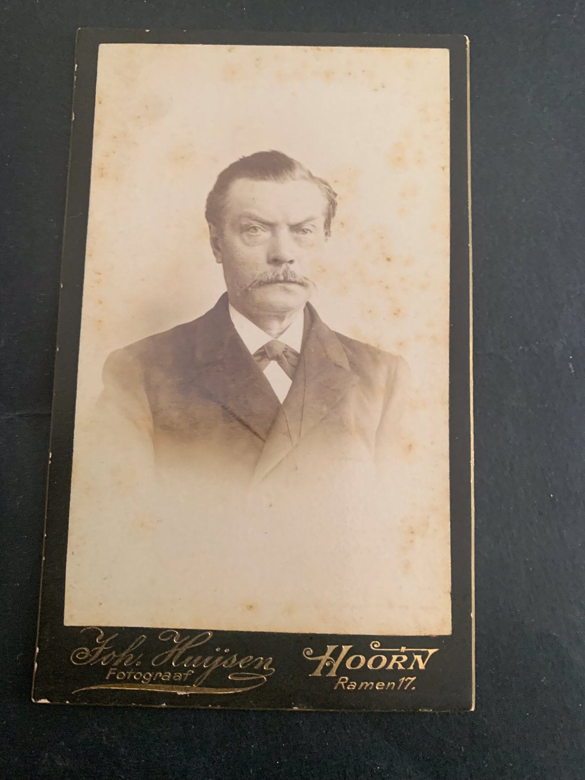 cdv carte de visite heer snor Hoorn Joh Huijsen, Verzenden, Voor 1940, Zo goed als nieuw, Foto