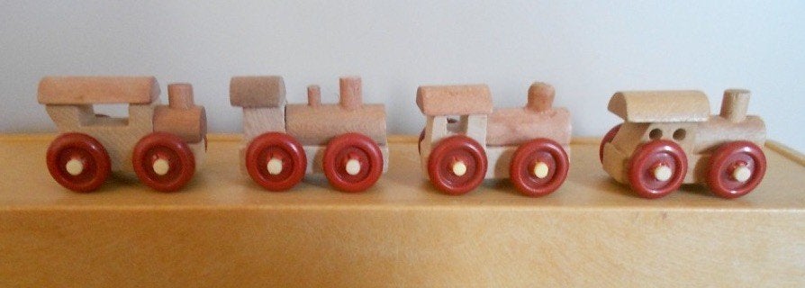 Kindersurprise Ferrero : Houten Locomotieven / Treintjes '95, Verzamelen, Ophalen of Verzenden, Zo goed als nieuw, Overige typen