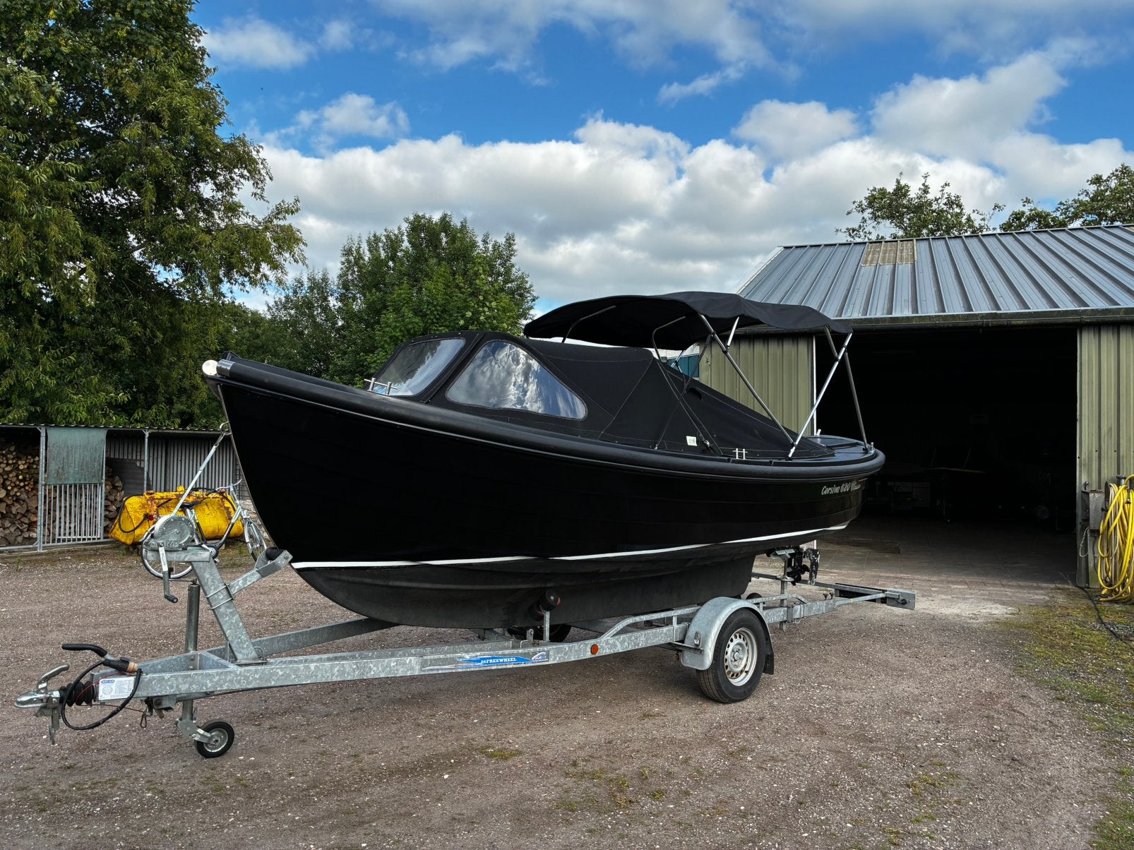 Corsiva 620 classic met 25 pk mercury in de bun, Watersport en Boten, Sloepen, Zo goed als nieuw, Tender, Corsiva, Anker, Benzine