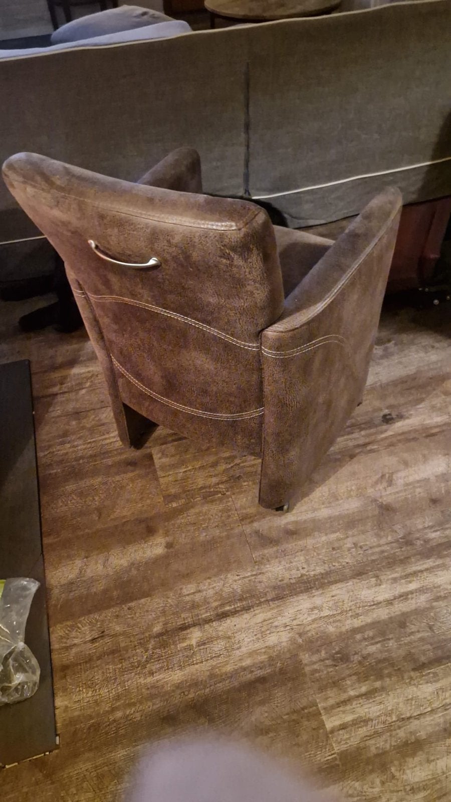 6 mooie eetkamerstoelen op wielen, Ophalen, Gebruikt, Bruin, Stof