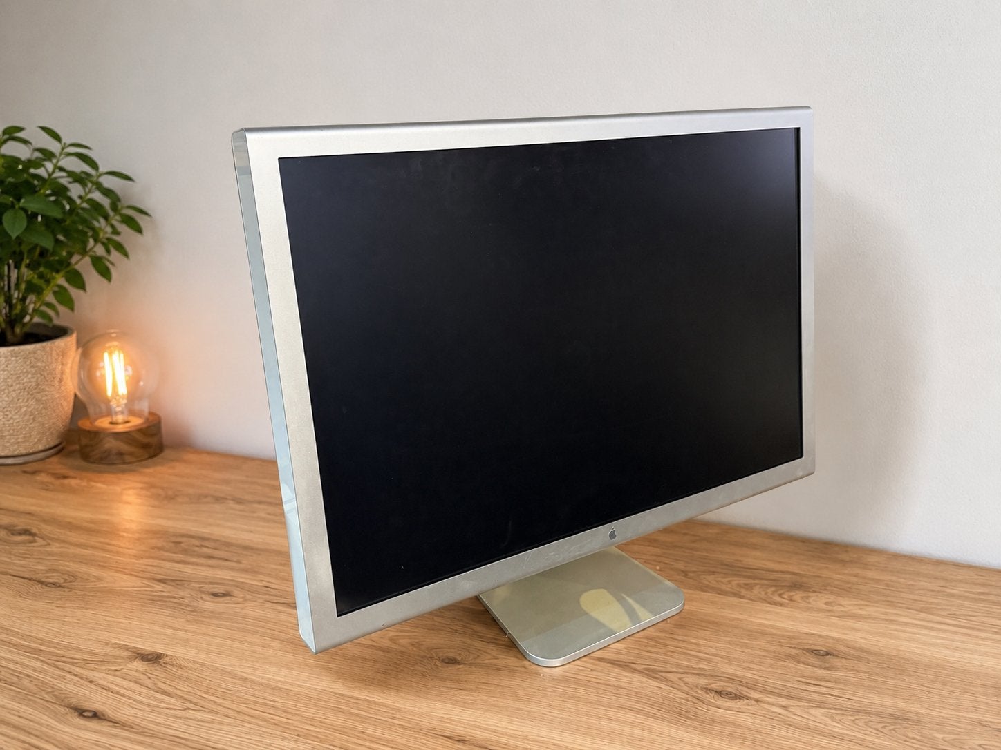 Apple 30” Cinema HD Display (A1083) - Zonder adapter, Computers en Software, Ophalen, Gebruikt, IPS, Onbekend