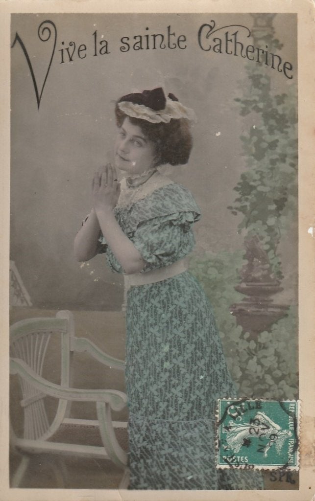 MEISJE JURK UIT 1909 GLANZENDE ZEER MOOI OUDE KAART KO605, Ophalen of Verzenden, Voor 1920, Gelopen, Overige thema's