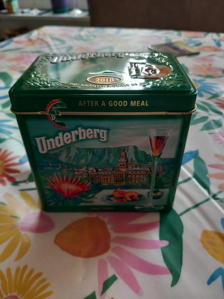 Underberg blikje uit 2010 leeg, Ophalen of Verzenden, Zo goed als nieuw, Overige