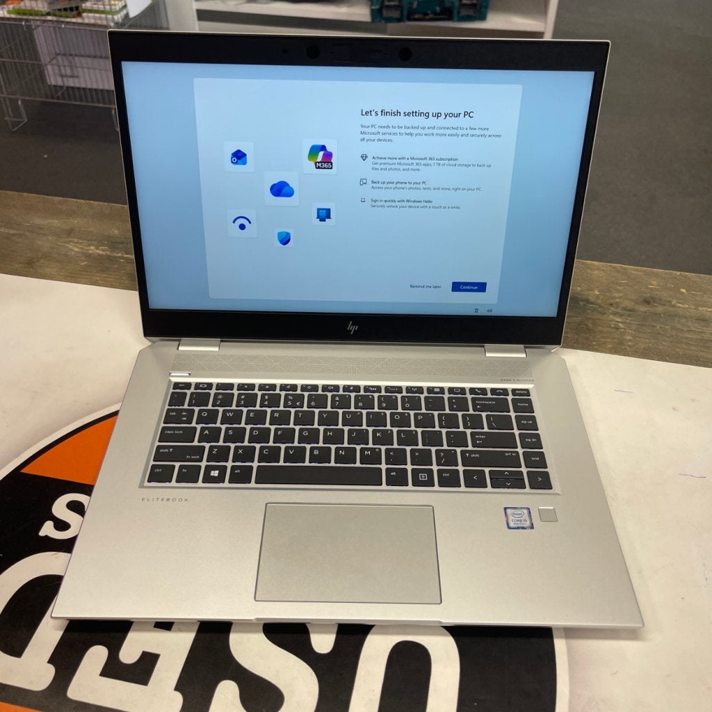 HP Elitebook 1050 G1 - 16GB 768GB - i5 8e gen - Lees tekst, HP, Gebruikt, Support@hp.com, 1501 Page Mill Road
Palo Alto, CA 94304
USA