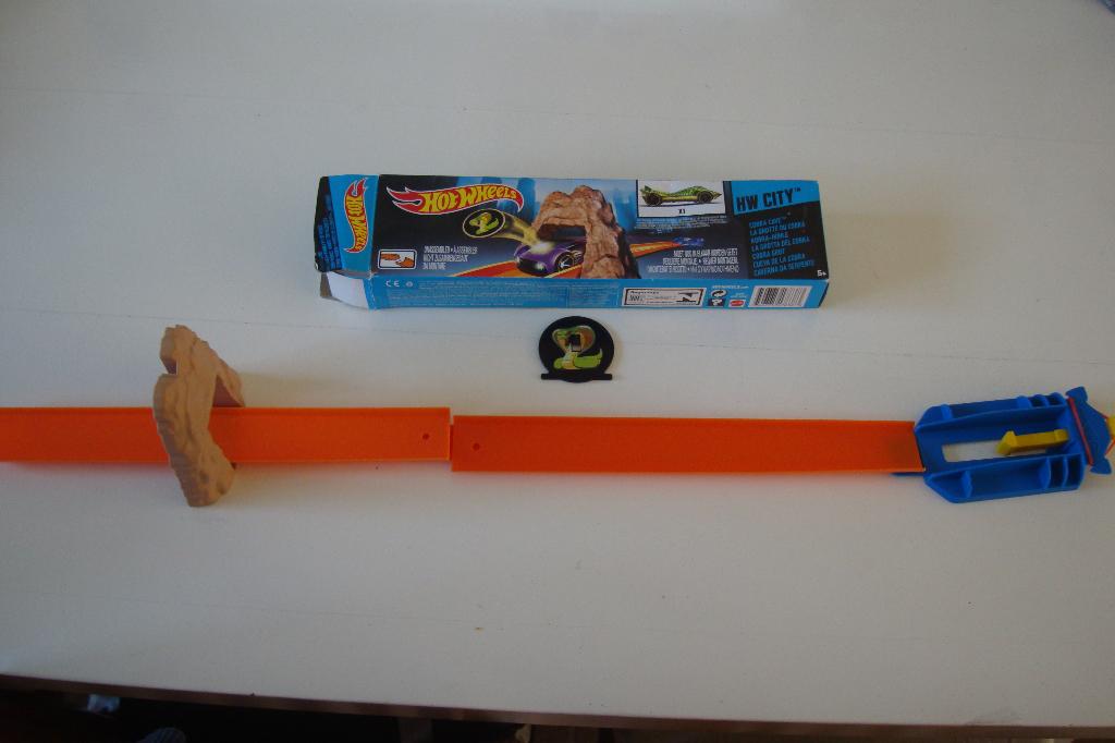* Z.g.a.n. Mattel hot wheels city cobra grot race baan *, Racebaan, Zelf te bouwen, Ophalen of Verzenden, Zo goed als nieuw