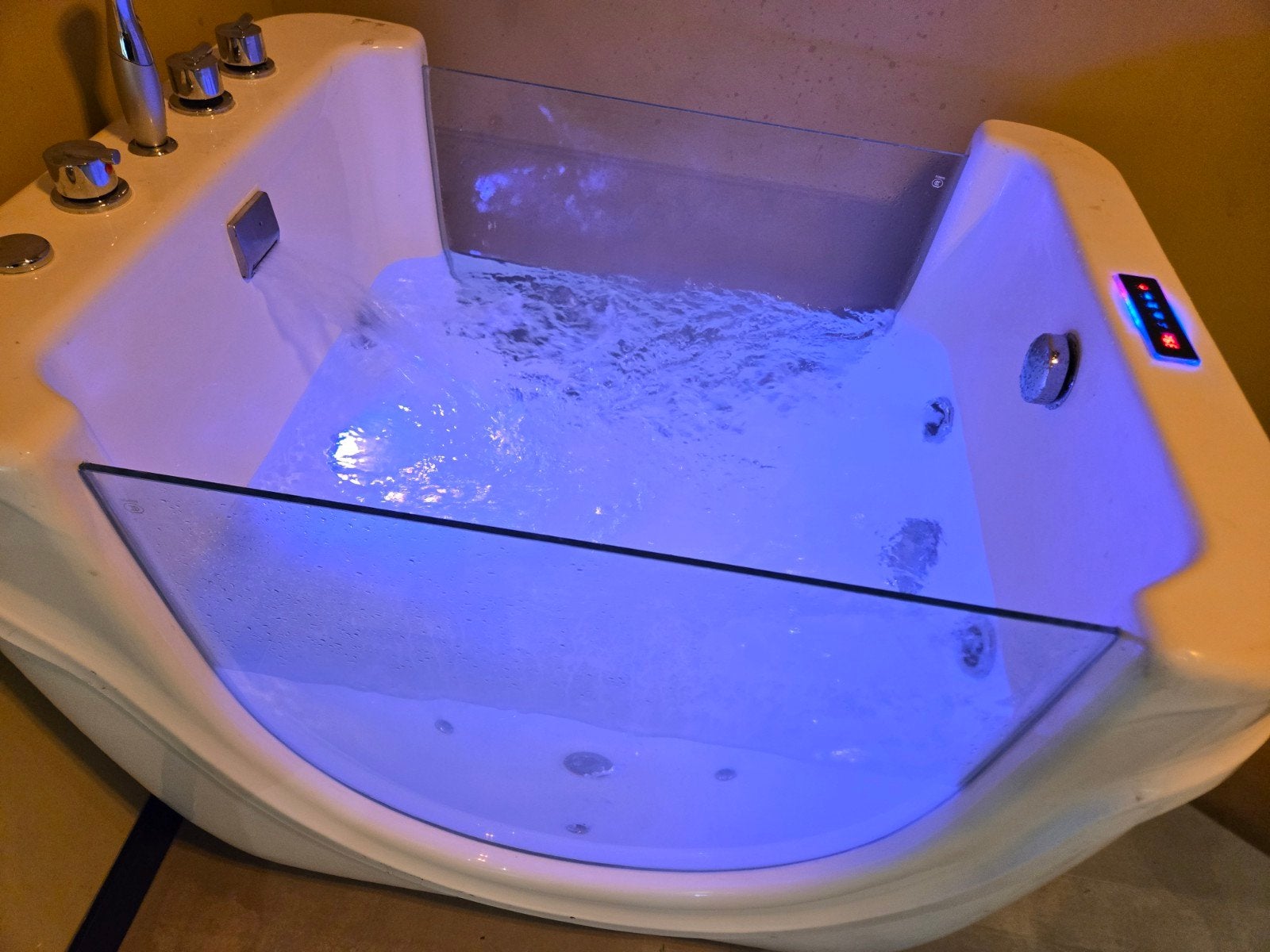 baby spa 2 stuks nieuw in krat, Kinderen en Baby's, Badjes en Verzorging, Nieuw, Badje, Standaard, Ophalen