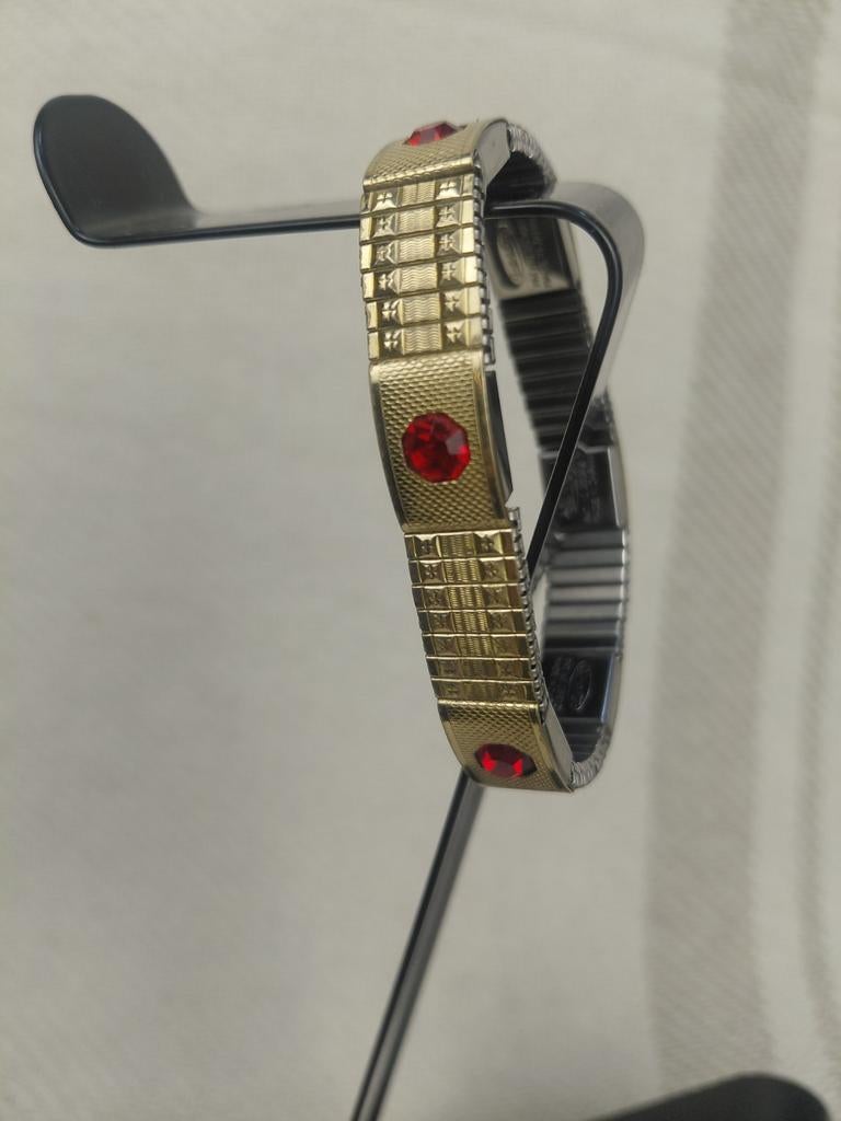 Aimantes Magnetische Armband Japan met Rode Stenen, Sieraden, Tassen en Uiterlijk, Armbanden, Overige materialen, Gebruikt, Ophalen of Verzenden