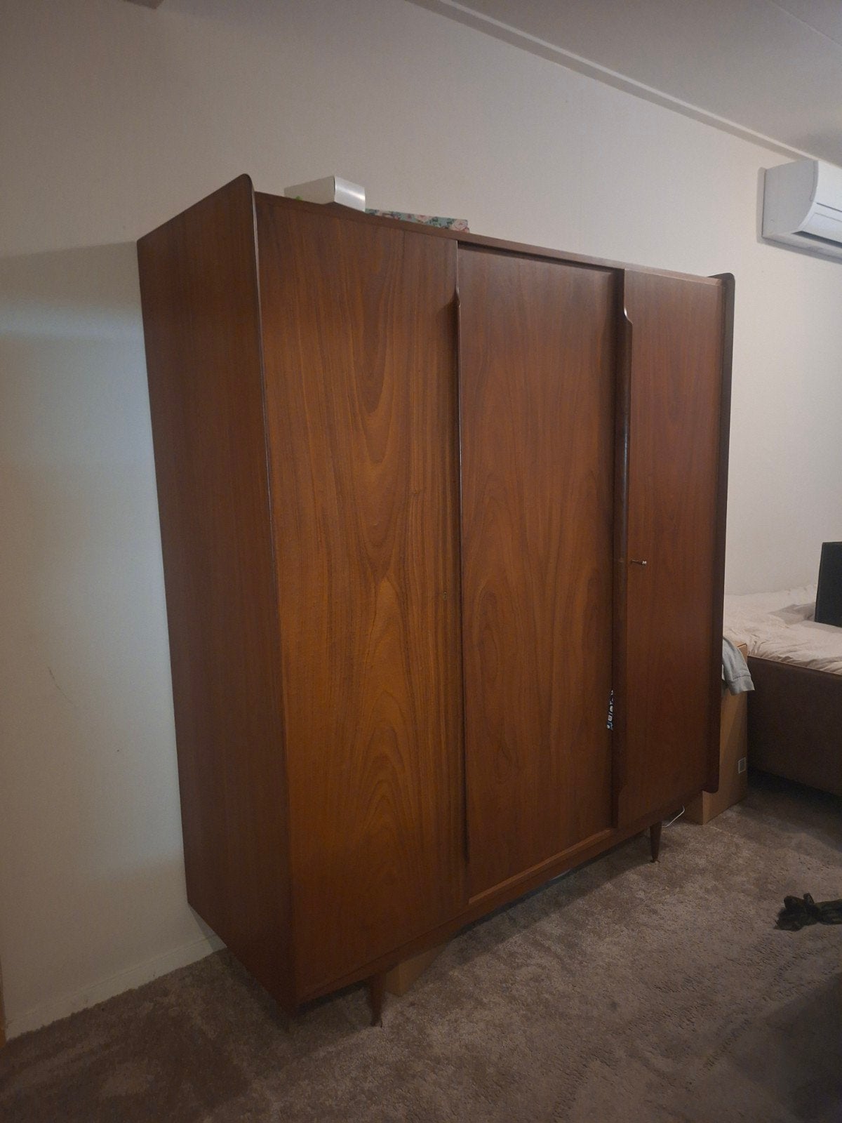 Oude kledingkast., Huis en Inrichting, Kasten | Kledingkasten, Ophalen of Verzenden, Gebruikt, 50 tot 75 cm, 150 tot 200 cm