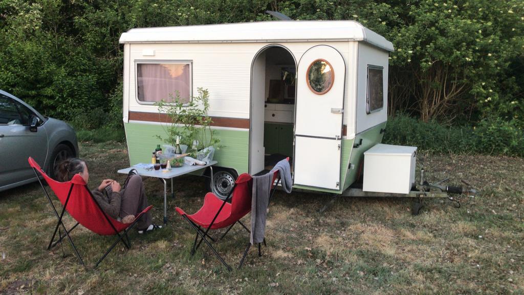 La Boheme Retro Klapcaraven, Rondzit, Koelkast, Particulier, 500 - 750 kg