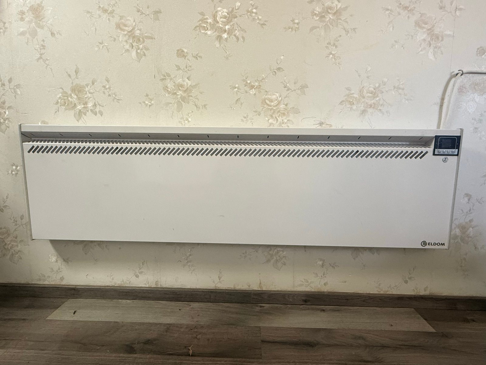 Eldom elektrische radiator met wifi, zo goed als nieuw, Ophalen, 30 tot 80 cm, Radiator, Zo goed als nieuw