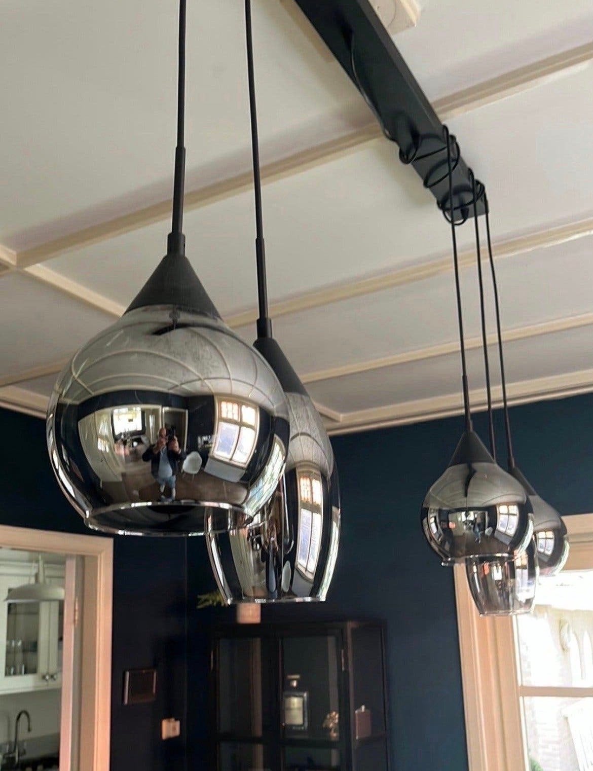Moderne hanglamp met 5 rookglazen kappen, Ophalen, Zo goed als nieuw, Glas, E27 (groot)