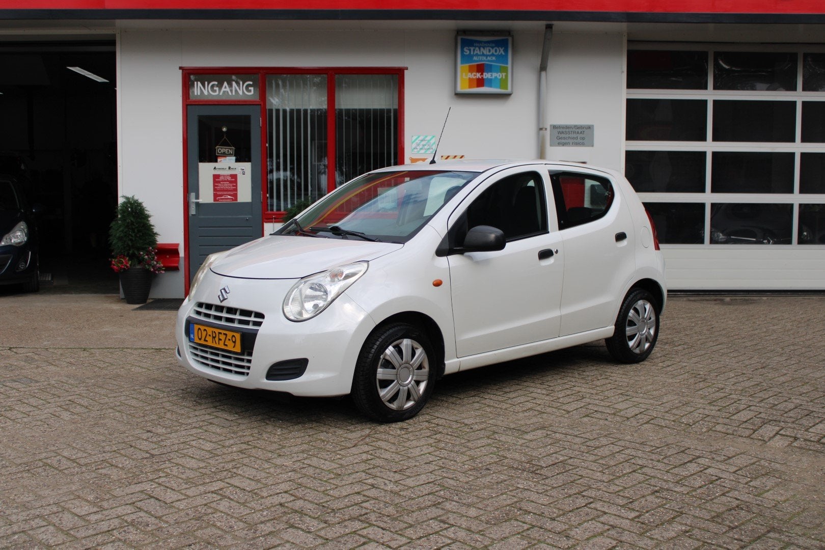 Suzuki Alto 1.0 AIRCO / ALLSEASON, Euro 5, Gebruikt, 200 kg, 4 stoelen