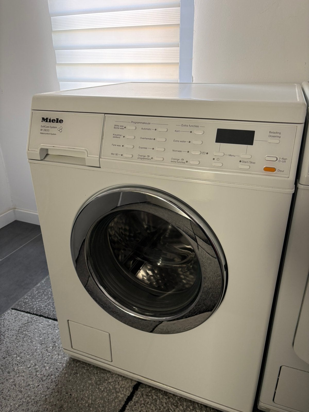 Wasmachine MIELE, 6 tot 8 kg, Ophalen, Gebruikt