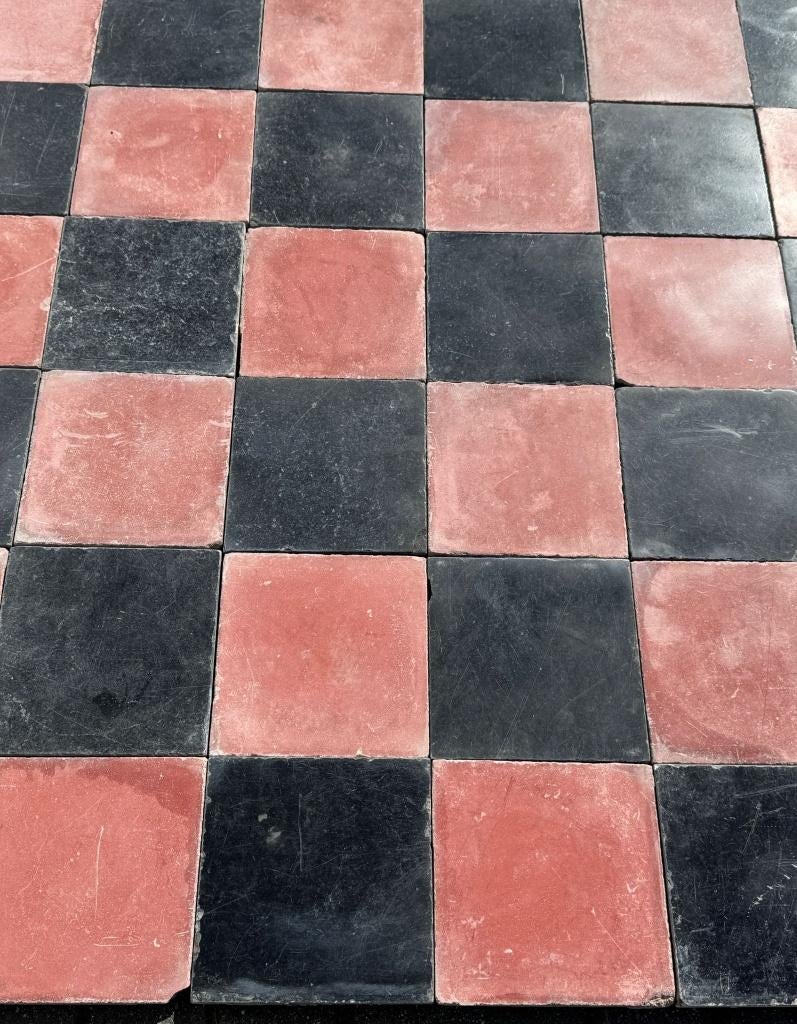 Antieke rood zwarte tegels 3.3m2, Doe-het-zelf en Verbouw, Tegels, Overige materialen, Gebruikt, Minder dan 20 cm, Minder dan 5 m²