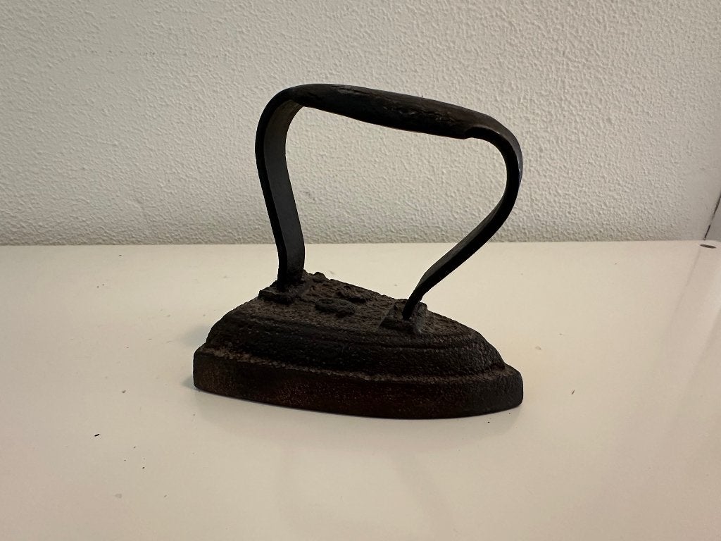 antieke kachelbout (strijkijzer), Antiek en Kunst, Ophalen